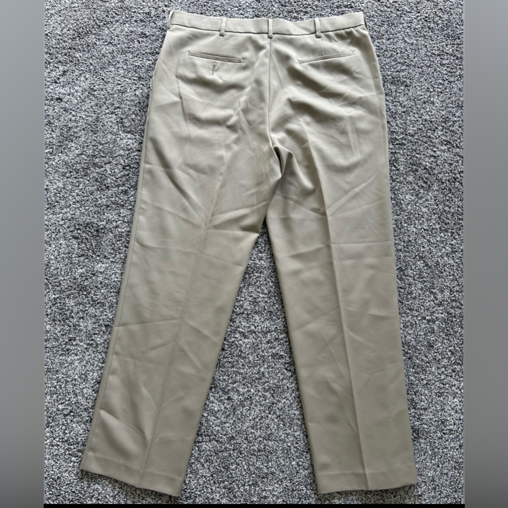 EUC PGA TOUR Comfort Flat Front Pant - Picture 7 of 7